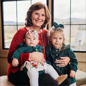 Meet your Posher, Lynn